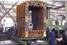 大型數(shù)控鏜床