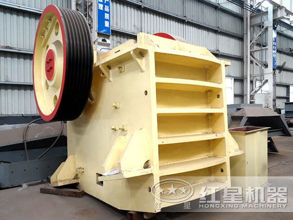 麥飯石破碎機(jī)價(jià)格低