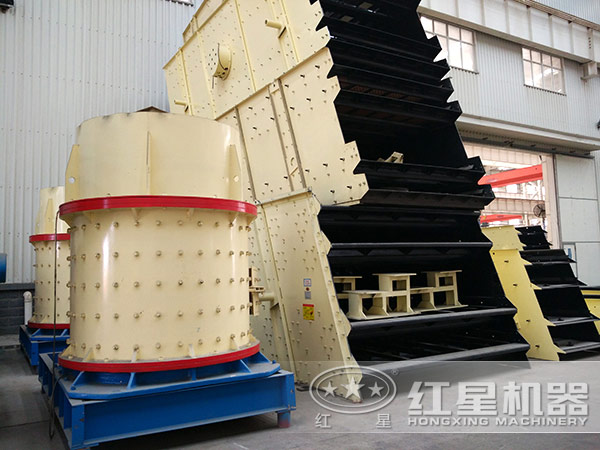 煤矸石復(fù)合式破碎機(jī)效率高