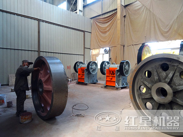 油頁巖破碎機保養簡單