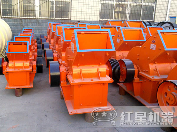 PC400×300錘式破碎機