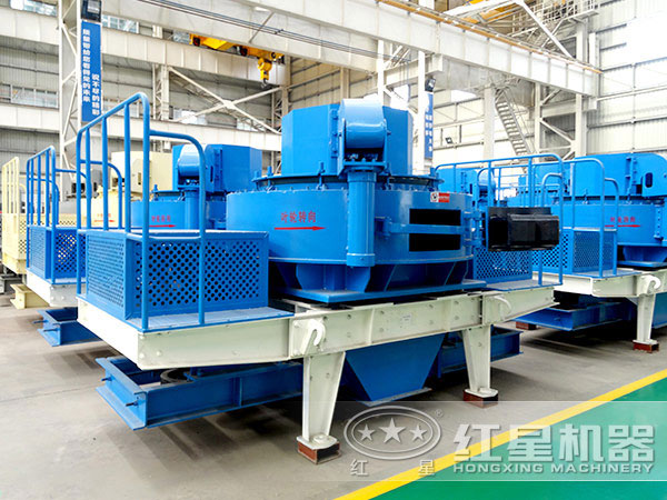 新一代鵝卵石制砂機車間