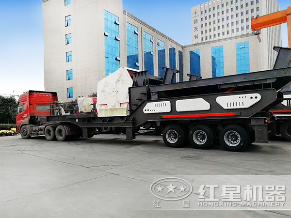 新型車載流動碎石機