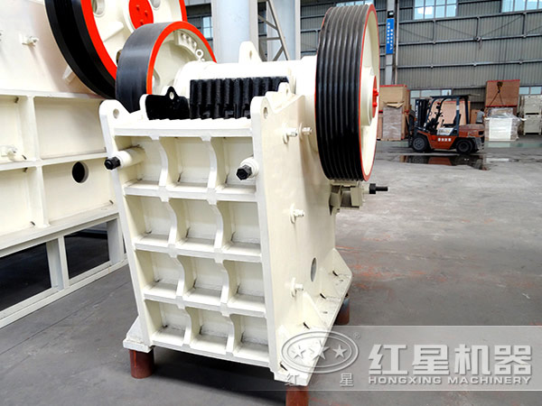 顎式破碎機(jī)