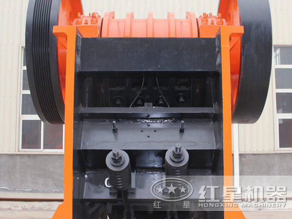 石子碎石機內部結構