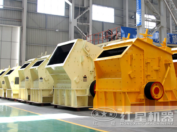 反擊式破碎機圖