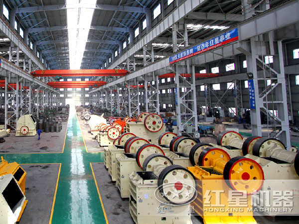 歐版石子破碎機車間