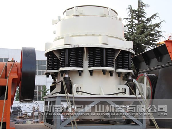 圓錐破碎機的圖片