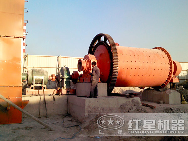 節(jié)能球磨機(jī)客戶現(xiàn)場(chǎng)