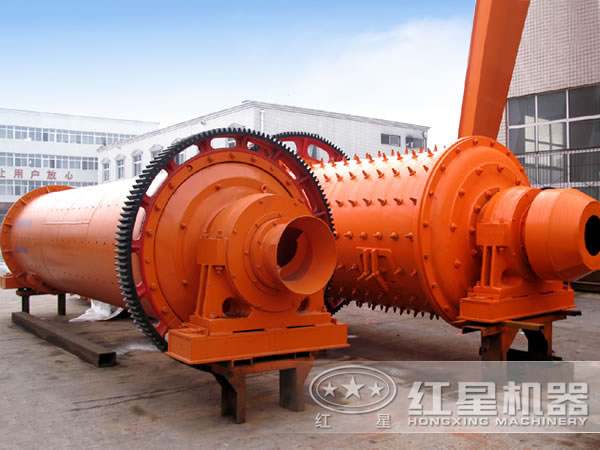 陶瓷球磨機(jī)廠區(qū)一角