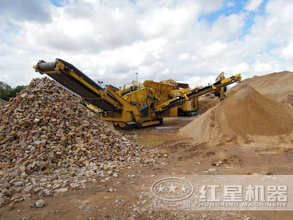 1200tph履帶移動反擊式破碎現場